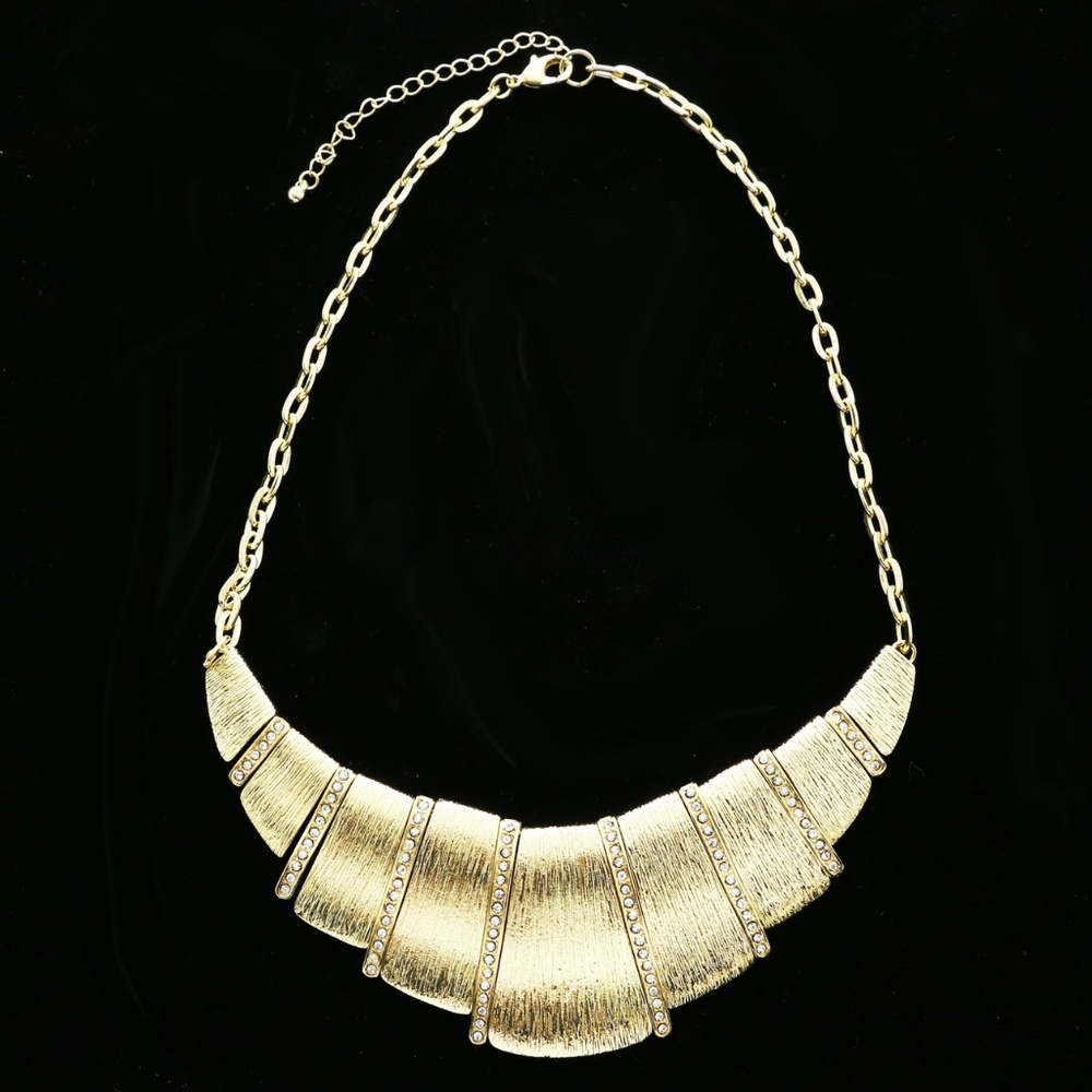 Luxury Crystal Necklace Gold NWOT - Picture 1 of 3
